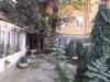 019-1ккв с двориком на Набережной,3 чел.