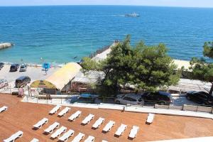 Фото Отели в Крыму Арт-отель «Азор»