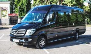 Мікроавтобус на весілля Mercedes-Benz Sprinter чорний VIP в Києві