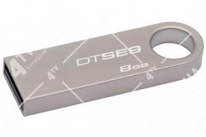 Накопитель Kingston 8GB DataTraveler SE9 Silver USB 2.0
