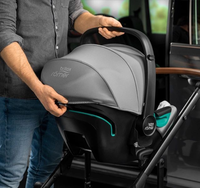 Zdjęcie Foteliki samochodowe Britax Romer Nosidełko BABY-SAFE iSENSE + baza flex